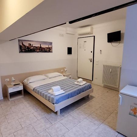 Hb Appartamenti In Centro Bergamo Luaran gambar