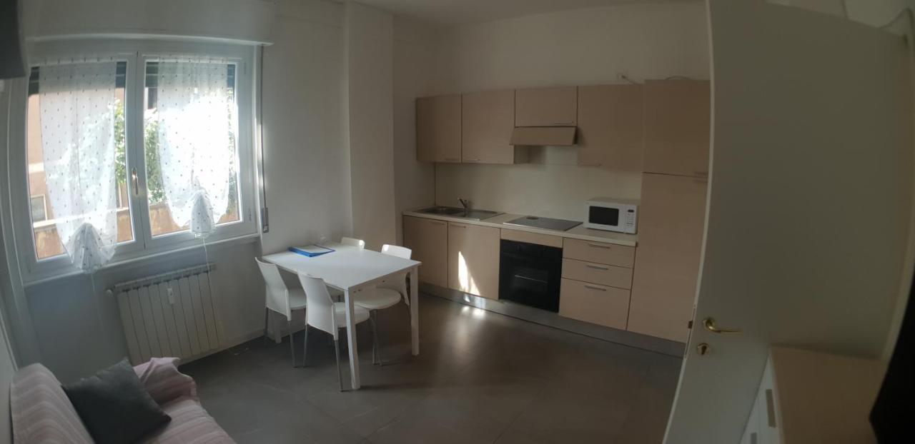 Hb Appartamenti In Centro Bergamo Luaran gambar