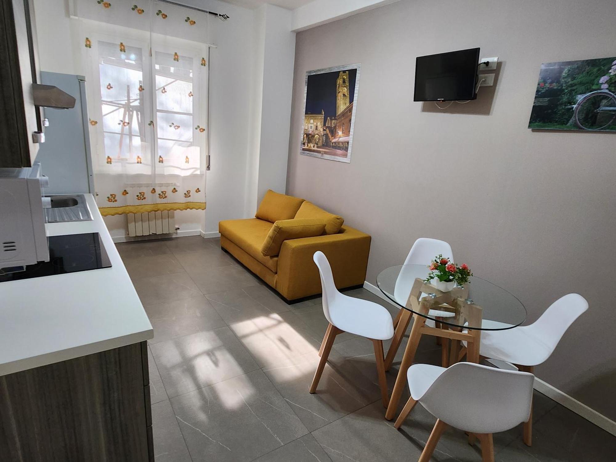Hb Appartamenti In Centro Bergamo Luaran gambar